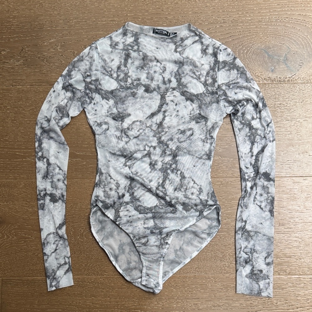 Nasty Gal Marble Mesh Long Sleeve Bodysuit – Size 10